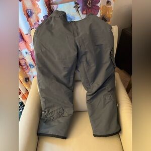 Women’s Large Venture Liquid Snow/Ski Gray Insulated Pants Waist 30 inches